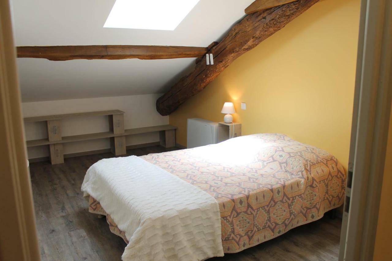 Gites Clodeguy No 2 Saint-Sylvestre-sur-Lot ภายนอก รูปภาพ