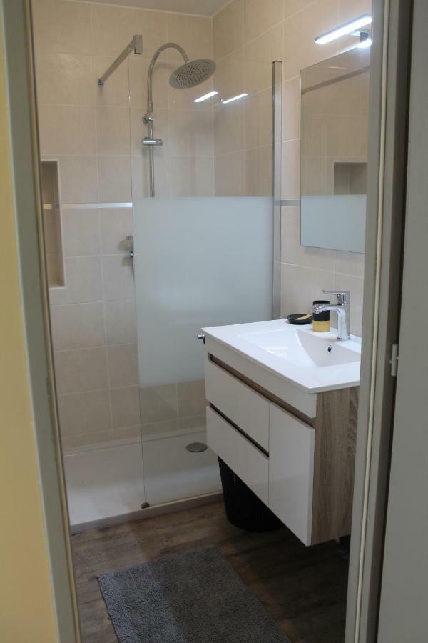 Gites Clodeguy No 2 Saint-Sylvestre-sur-Lot ภายนอก รูปภาพ